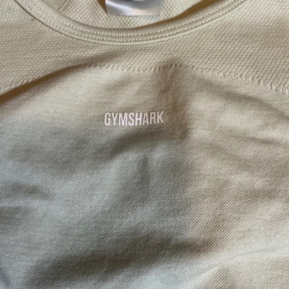 Gymshark Adapt Camo Seamless Long Sleeve Crop Top and Shorts Set Beige Size M - Picture 15 of 16